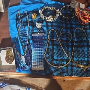 Lot Of Womens Jewelry